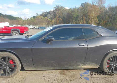 2016 Dodge Challenger Sxt z USA, uszkodzony, nr VIN 2C3CDZAG9GH148739